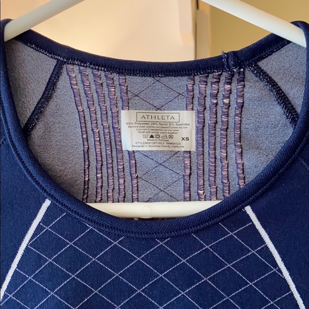 Athleta Speedlight Tee in Navy / White - Picture 4 of 6